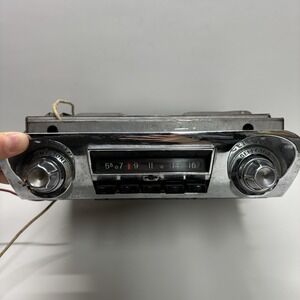 1960 Chevrolet Impala Belair Biscayne Am Radio UNTESTED Will Fit 1959